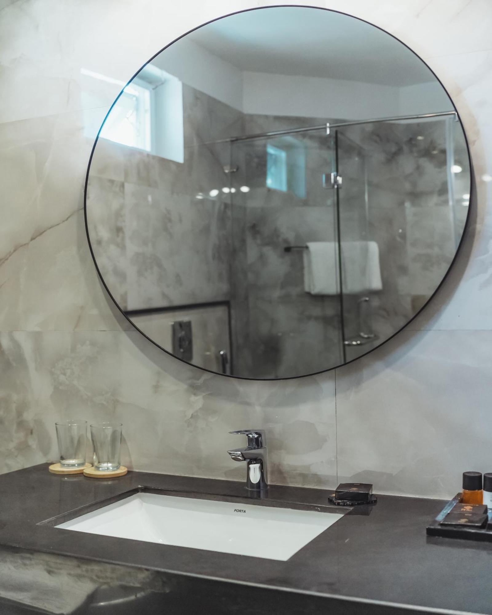Hillside Residence E-7 By Paramount Hospitality イスラマバード エクステリア 写真