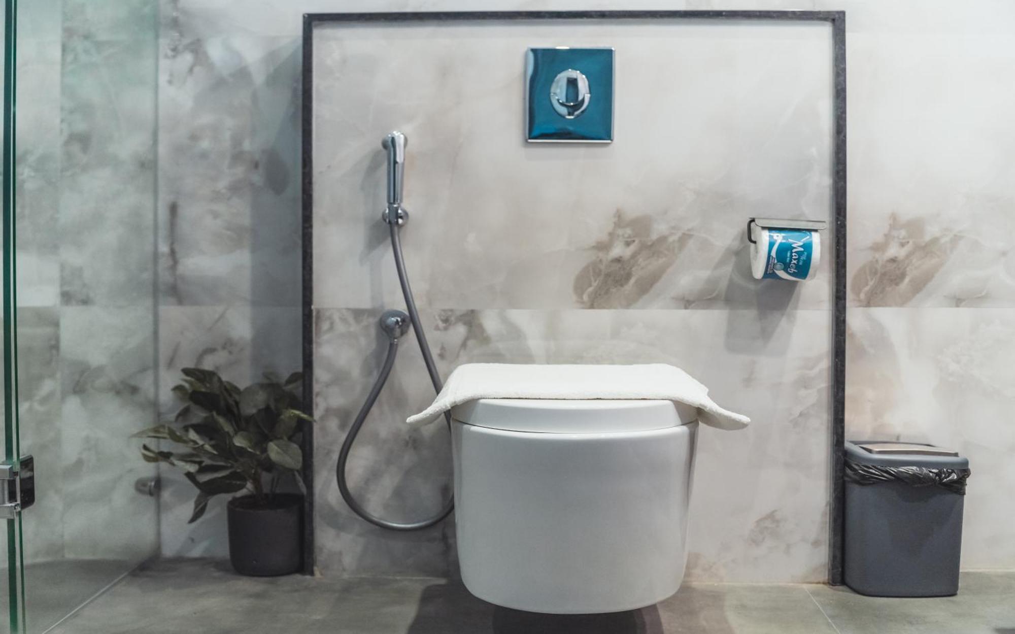 Hillside Residence E-7 By Paramount Hospitality イスラマバード エクステリア 写真